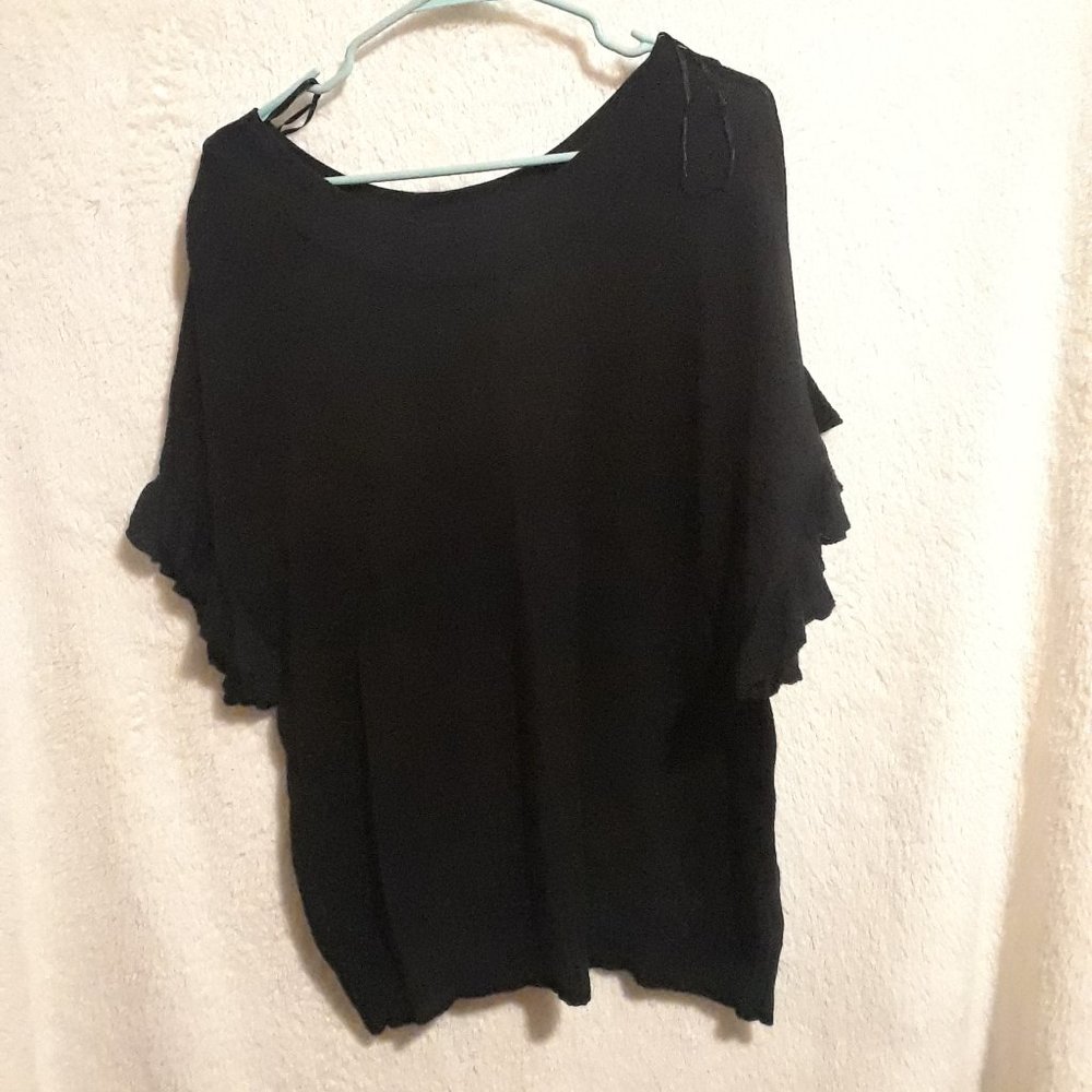 Elle Solid black blouse size XL